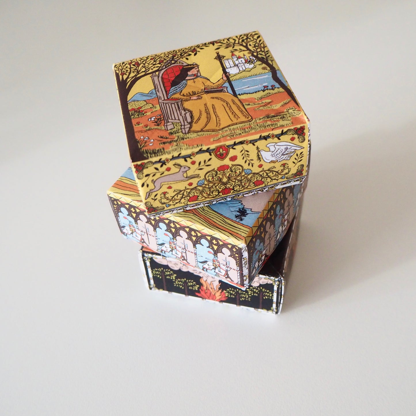 Medieval Origami Box DIY Paper Set 15x15cm