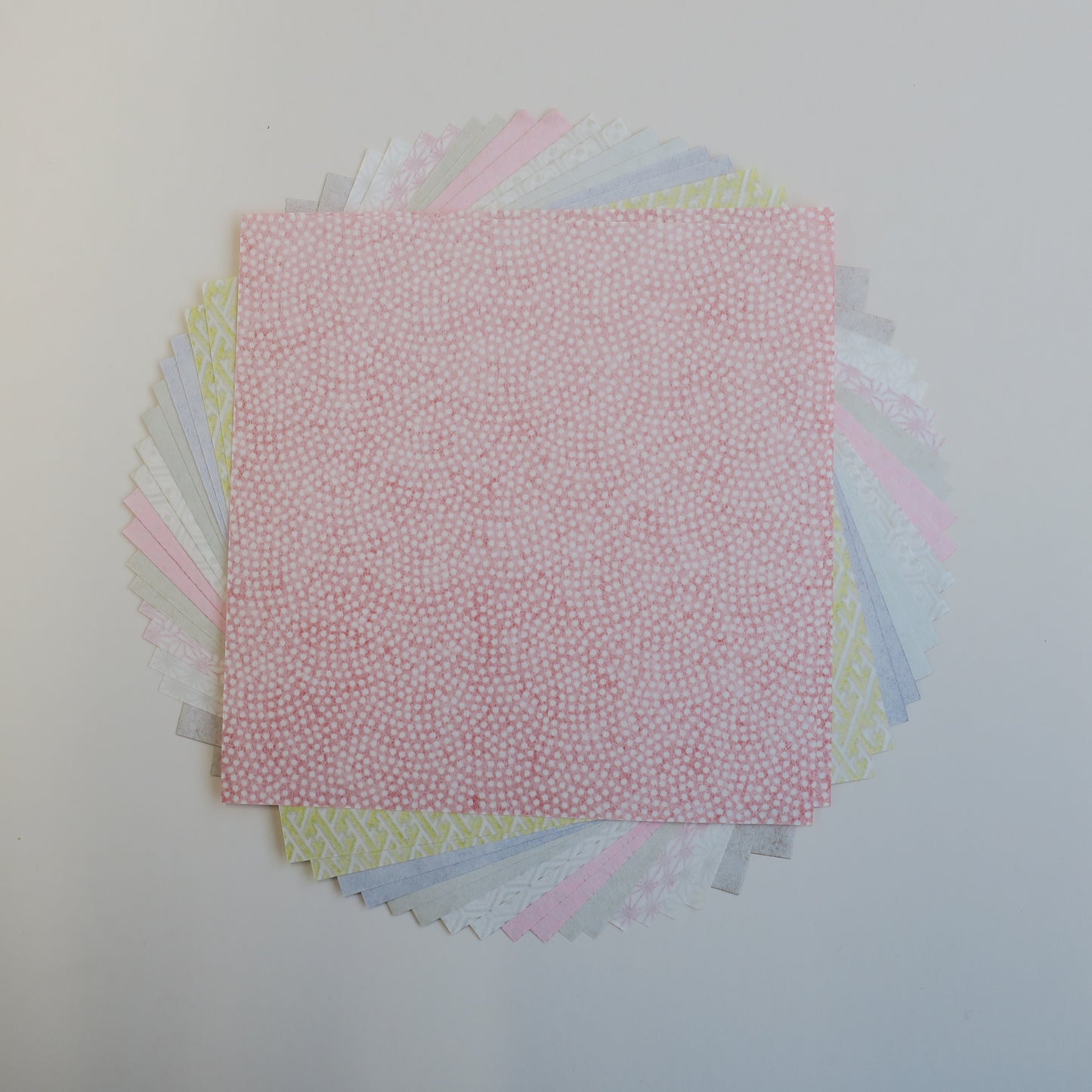 Pack de 20 feuilles de papier Origami Yuzen Washi à motifs géométriques 2 14x14cm