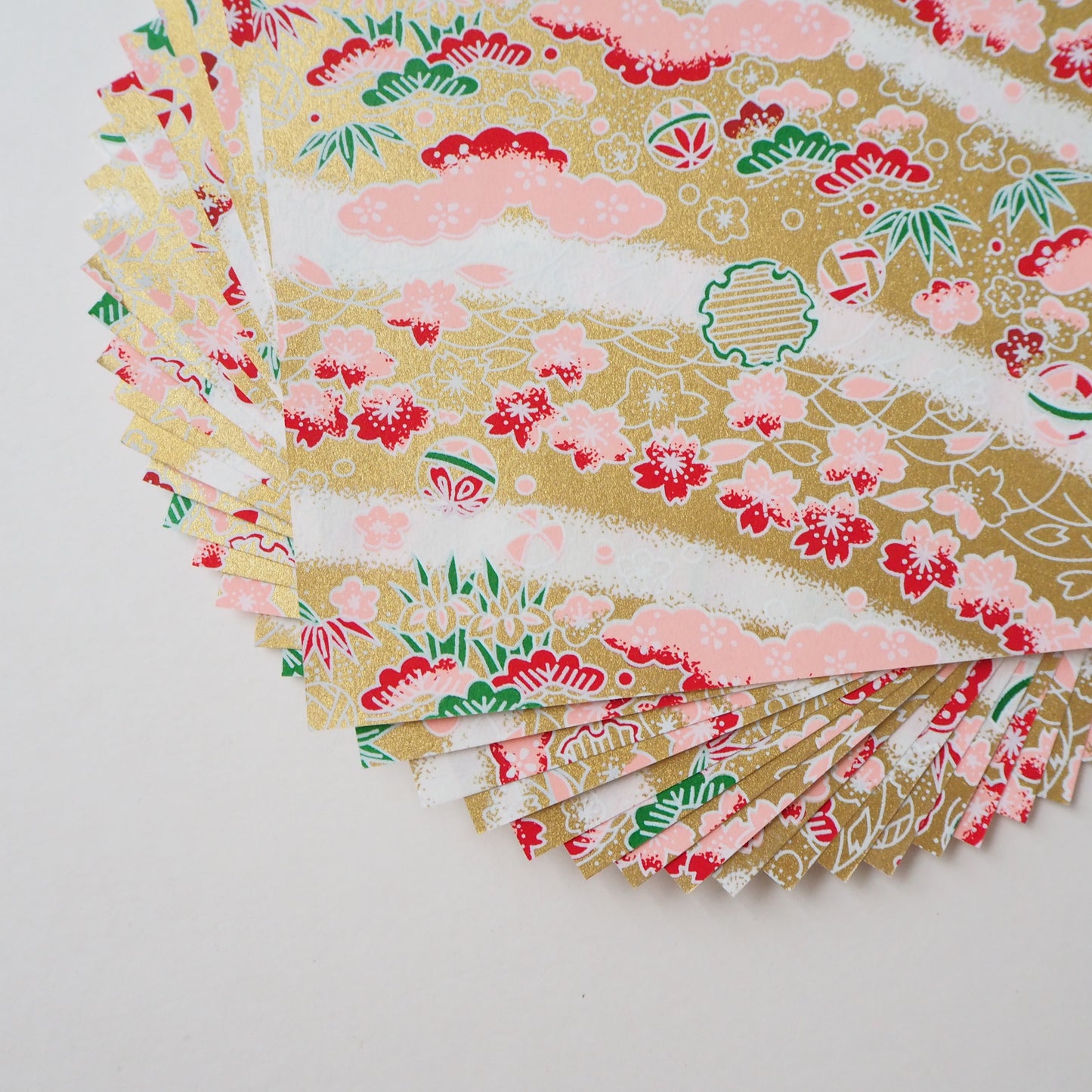 Paquete de 20 hojas de papel Yuzen Washi Origami 14x14cm HZ-393 - Paraíso
