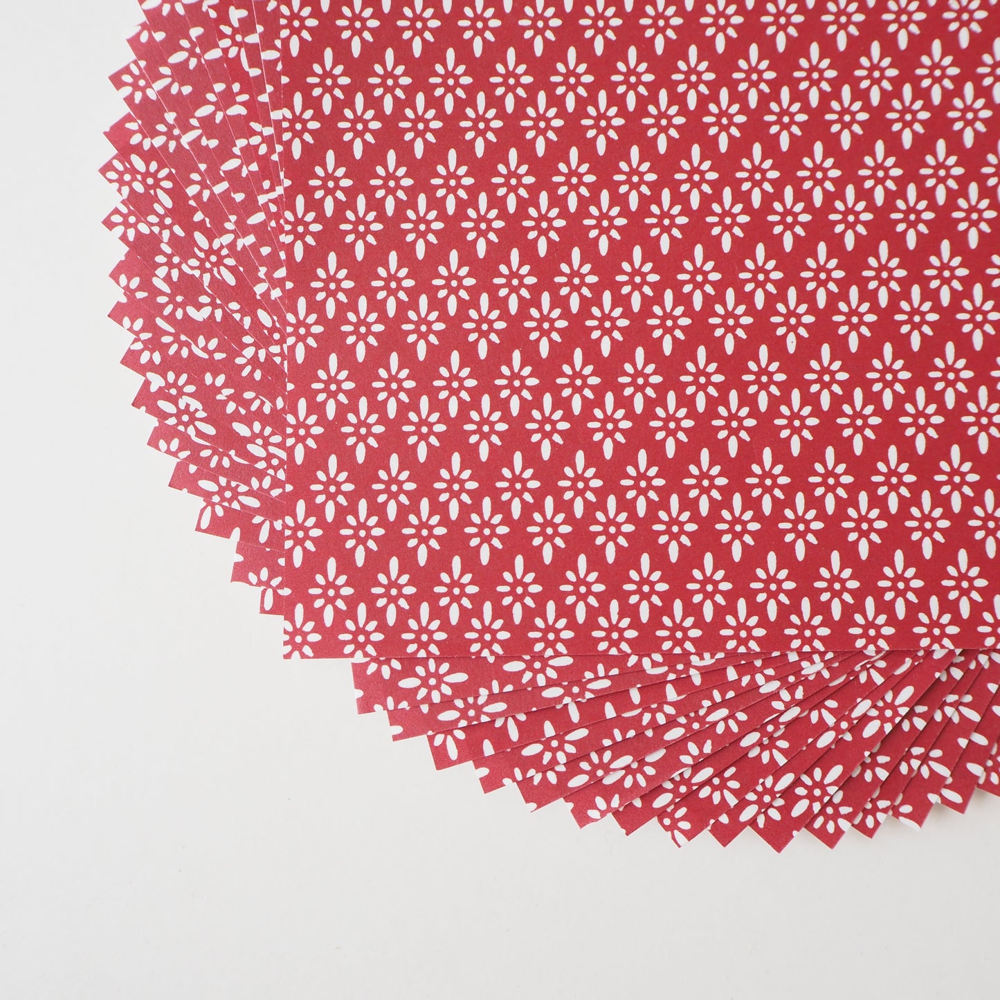 Paquet de 20 feuilles de papier origami Yuzen Washi 14x14cm HZ-238 - Fleur de diamant marron