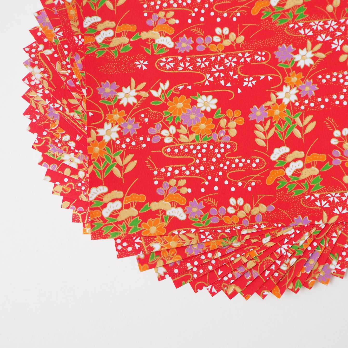 Paquete de 20 hojas de papel para origami Yuzen Washi de 14x14 cm HZ-104 - Campo de flores rojas