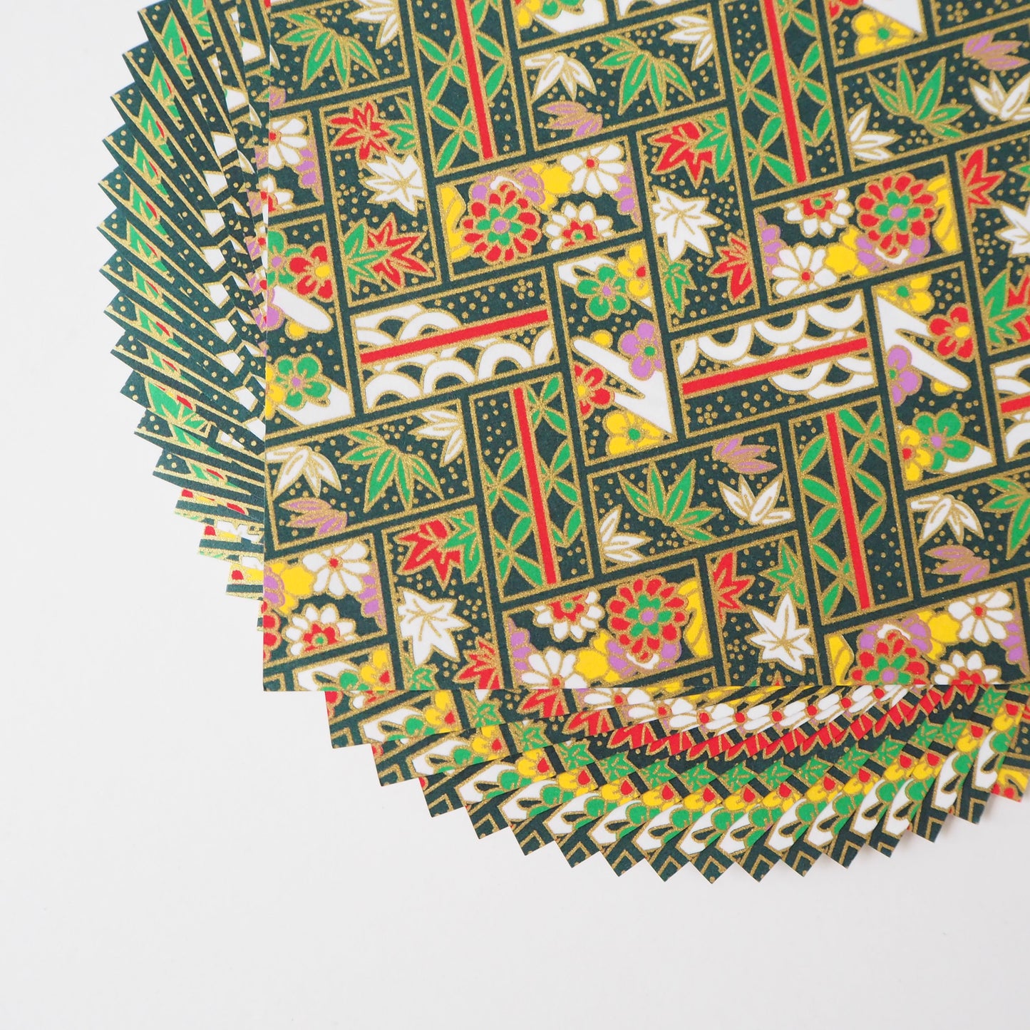 Paquete de 20 hojas de papel Yuzen Washi Origami de 14x14 cm HZ-029 - Zigzag floral negro