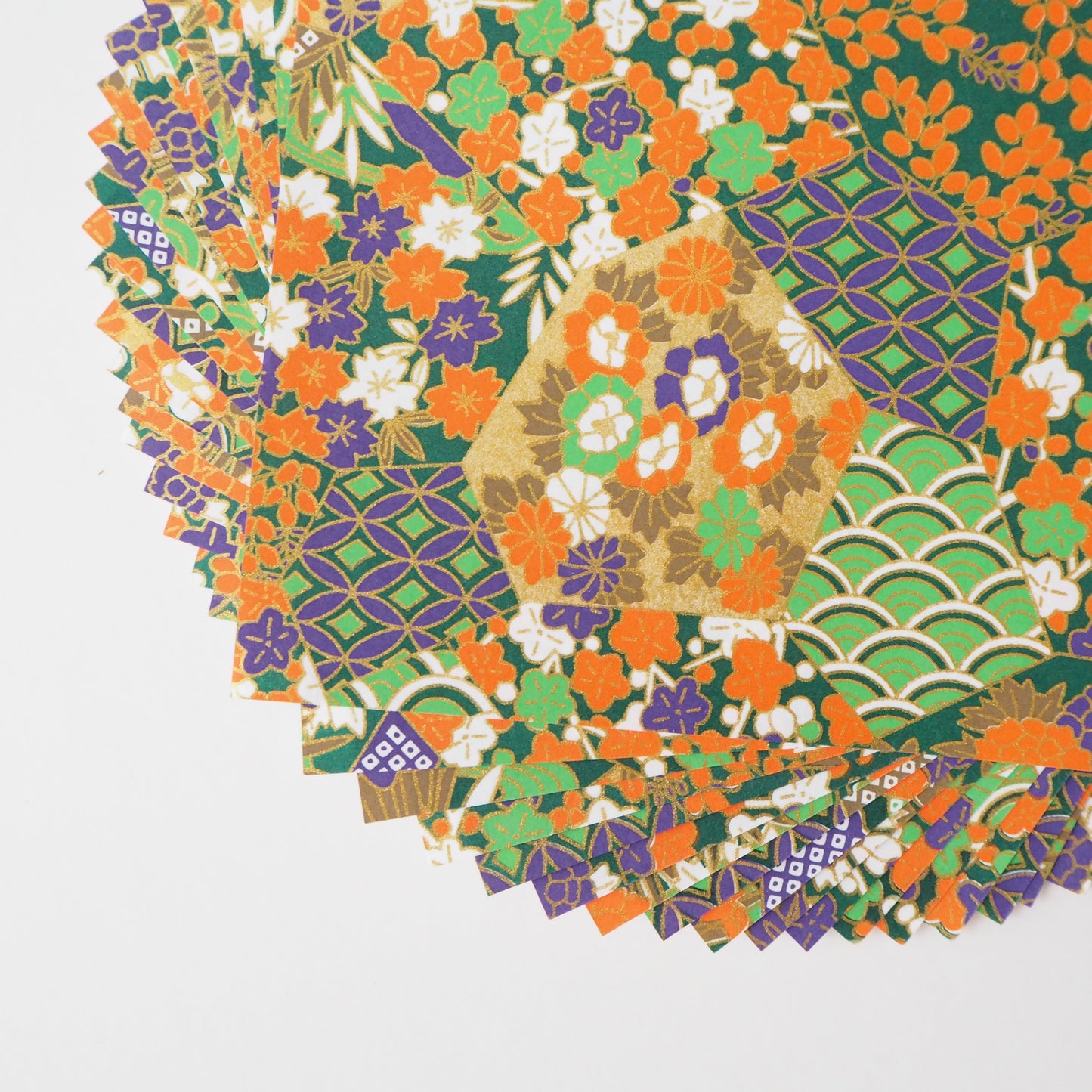 Paquete de 20 hojas de papel Yuzen Washi Origami de 14x14 cm HZ-053 - Patrones mixtos Color secundario