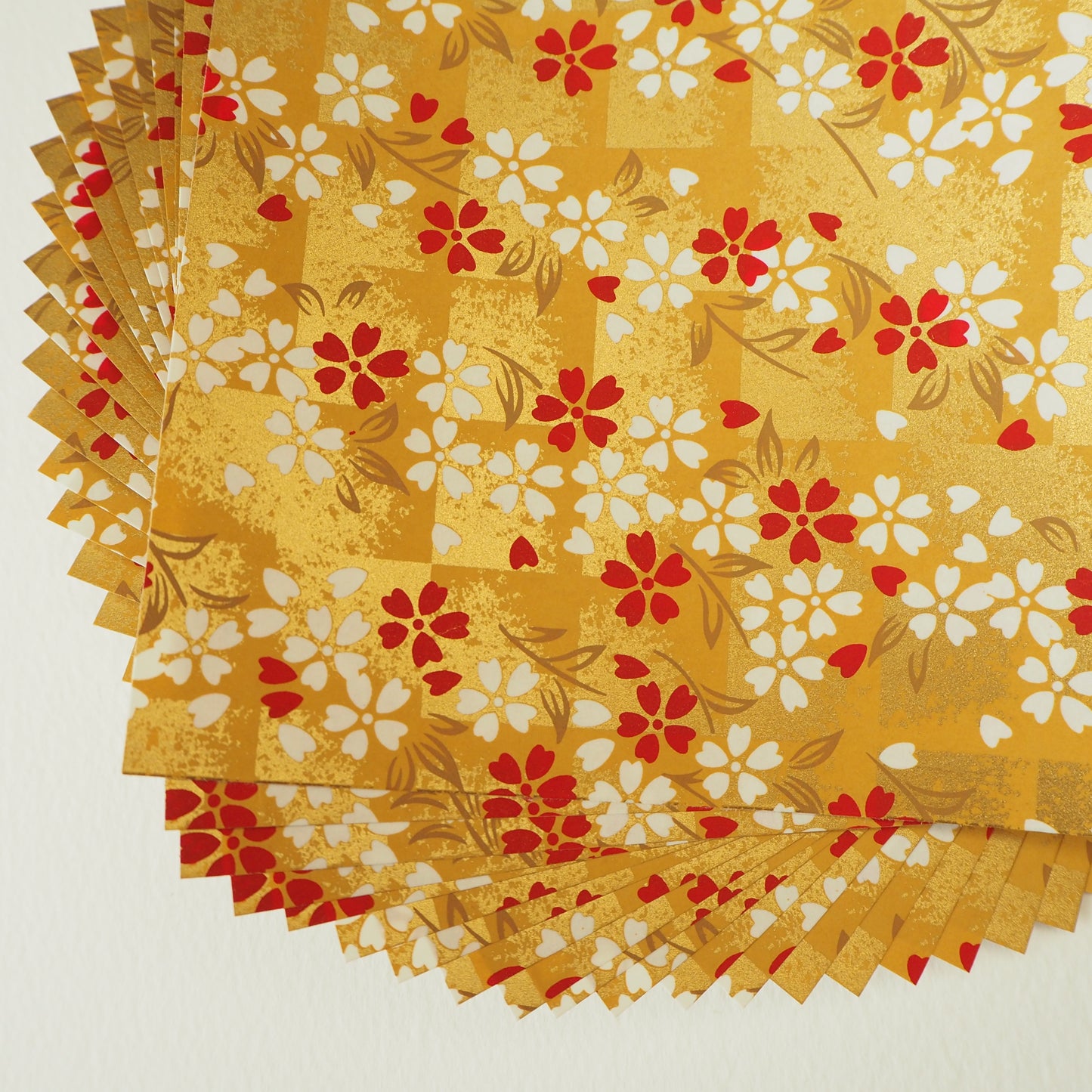 Paquet de 20 feuilles de papier origami Yuzen Washi 14x14 cm HZ-259 - Fleur de cerisier doré