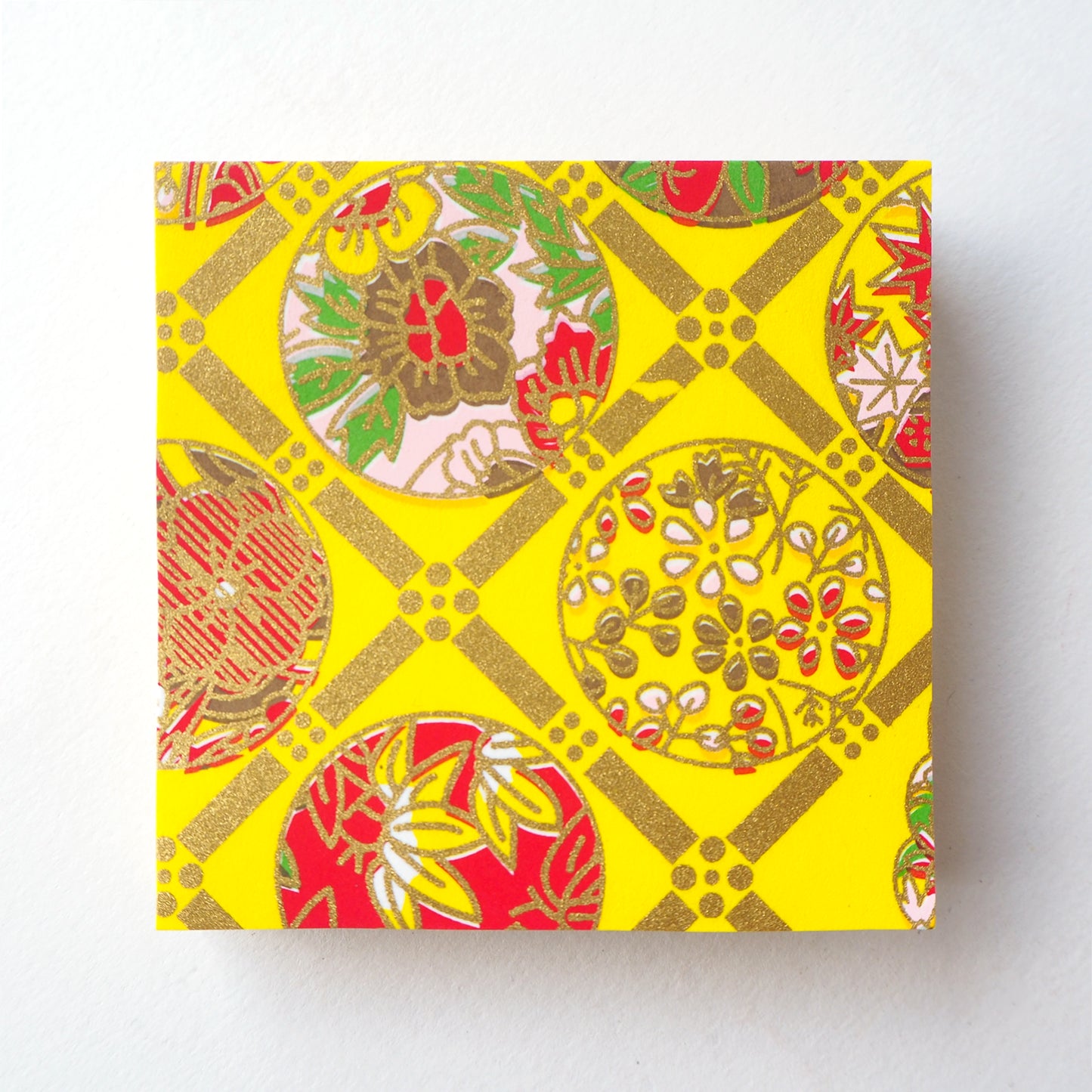Pack of 100 Sheets 7x7cm Yuzen Washi Origami Paper HZ-199 - Kagome Baskets Yellow - washi paper - Lavender Home London