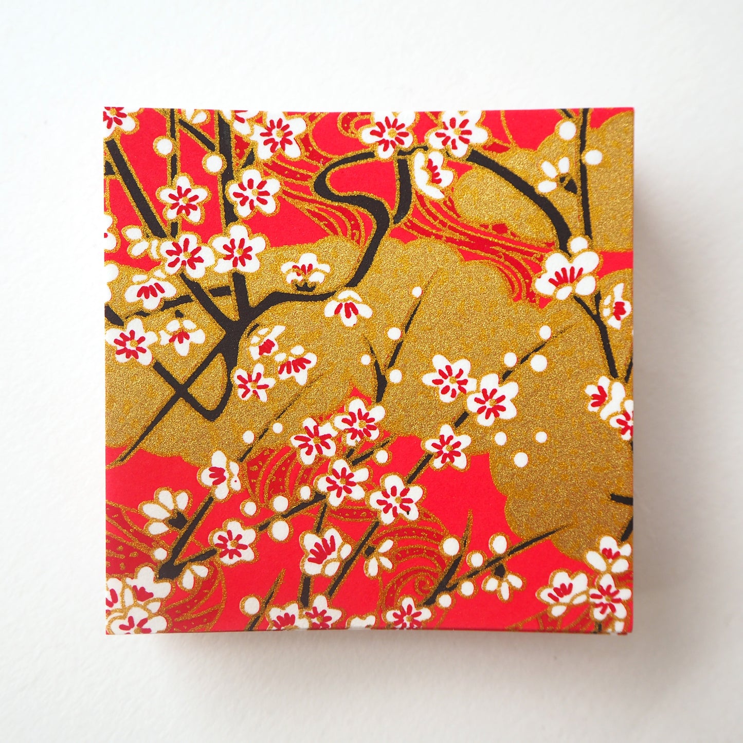 Pack of 100 Sheets 7x7cm Yuzen Washi Origami Paper HZ-383 - Cherry Blossom & Gold Clouds Red - washi paper - Lavender Home London