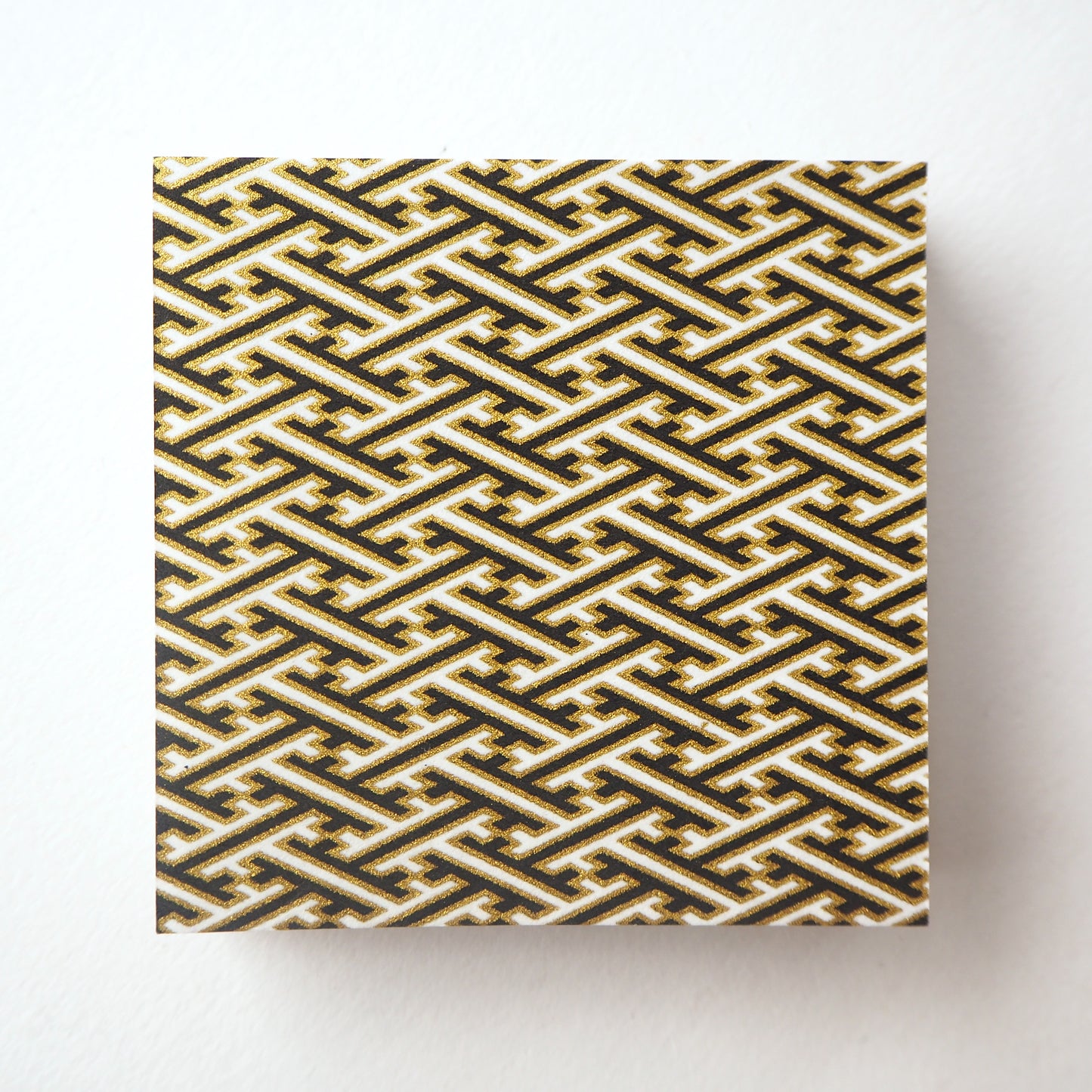 Pack of 100 Sheets 7x7cm Yuzen Washi Origami Paper HZ-385 - Black & White Sayagata - washi paper - Lavender Home London