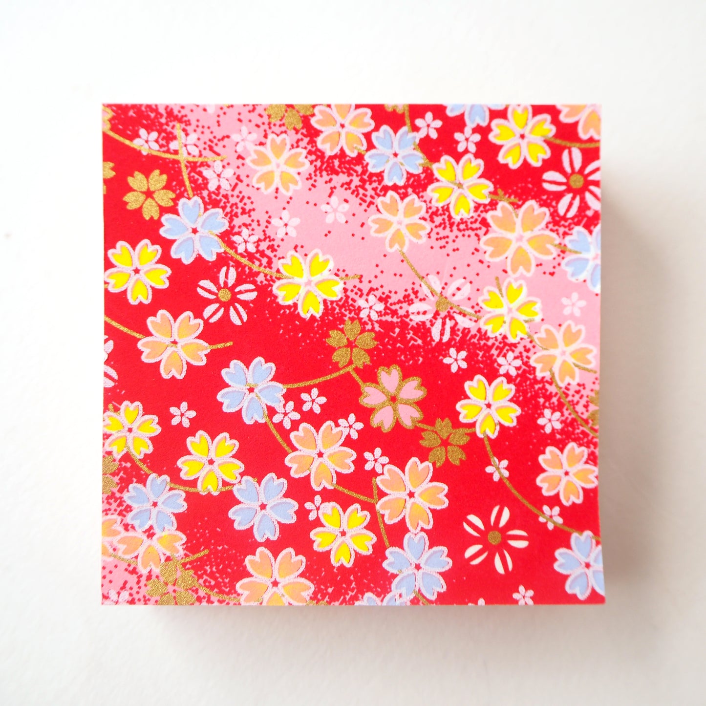 Pack of 100 Sheets 7x7cm Yuzen Washi Origami Paper HZ-501 - Outlined Cherry Blossom Red Gradation - washi paper - Lavender Home London