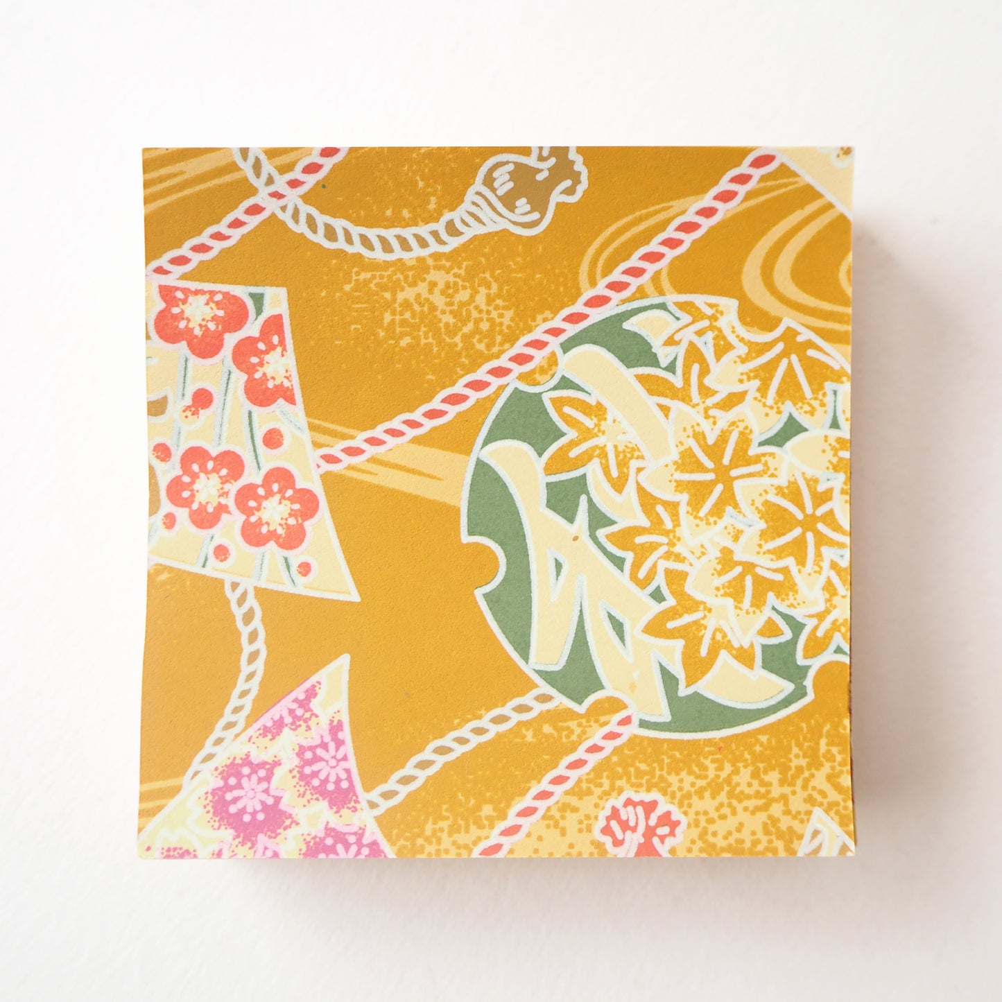 Pack of 100 Sheets 7x7cm Yuzen Washi Origami Paper HZ-509 - Chinese Characters Turmeric - washi paper - Lavender Home London