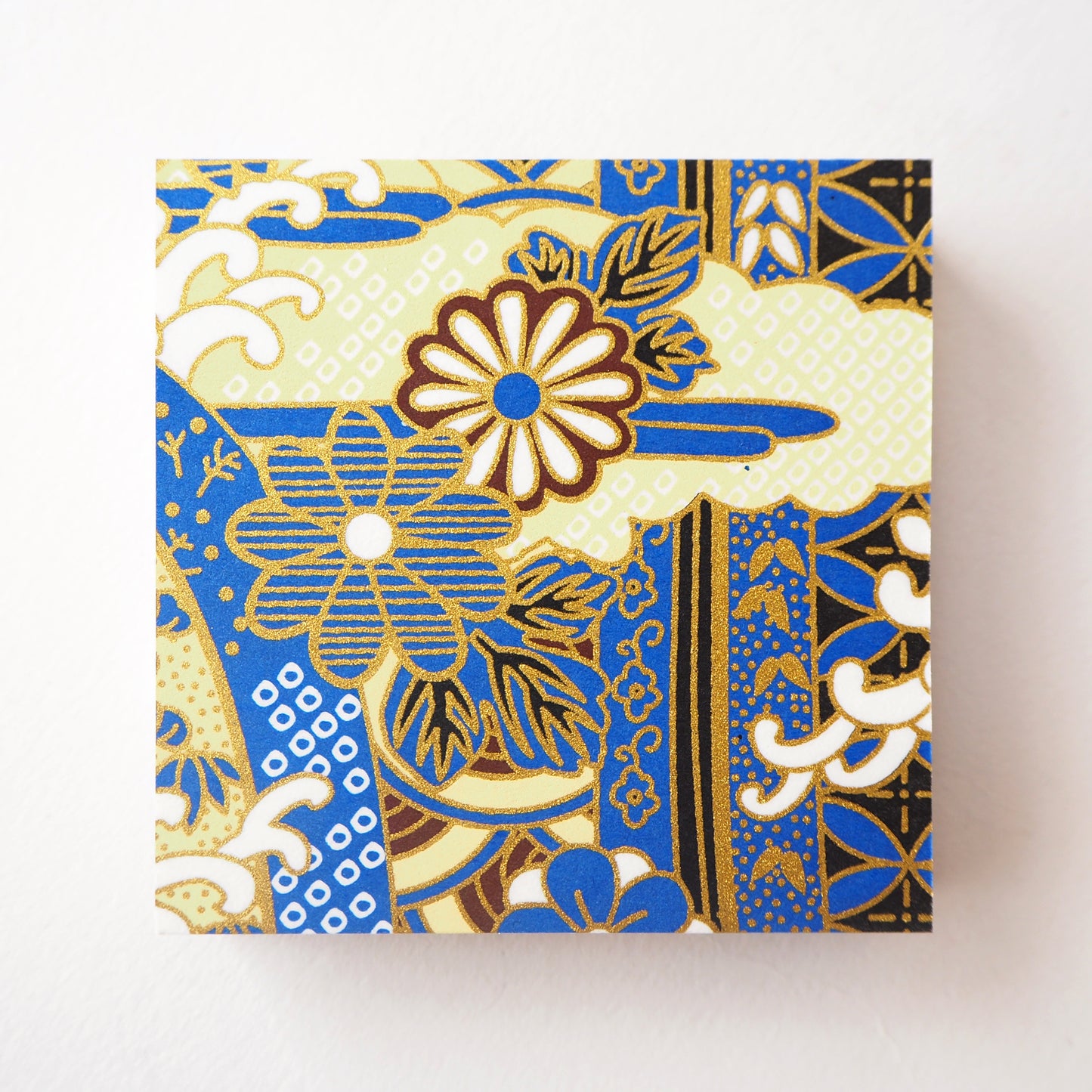 Pack of 100 Sheets 7x7cm Yuzen Washi Origami Paper HZ-513 - Gorgeous Blue - washi paper - Lavender Home London