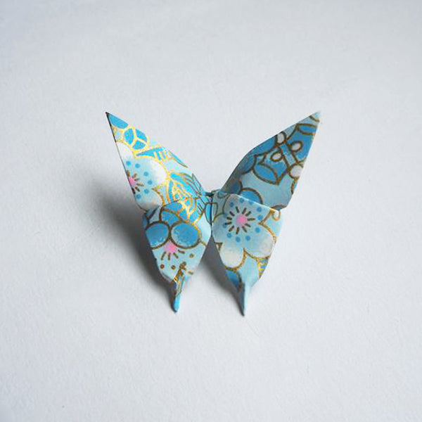 Pack of 25, 50, 100 or 200 Yuzen Washi Origami Paper Butterflies - Small - Origami Decorations - Lavender Home London