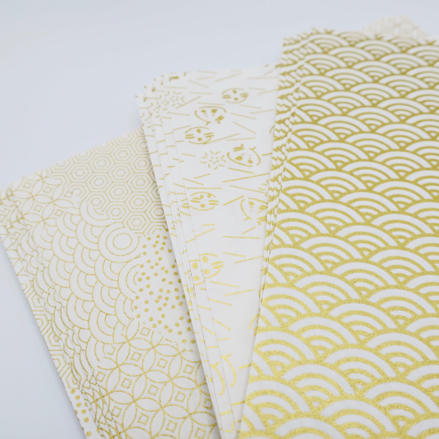 50 Sheets White & Gold Themed Colours Yuzen Washi Origami Paper Patterns 14x14cm