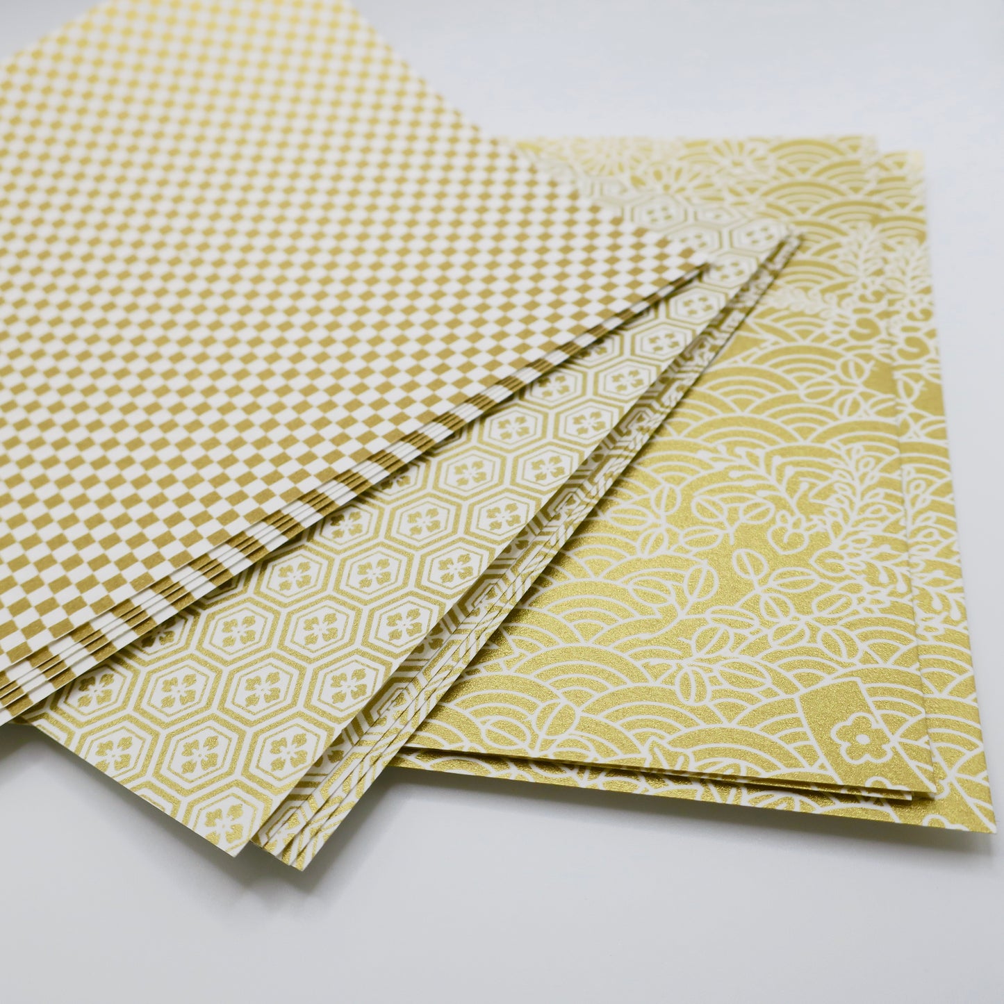 50 Sheets White & Gold Themed Colours Yuzen Washi Origami Paper Patterns 14x14cm