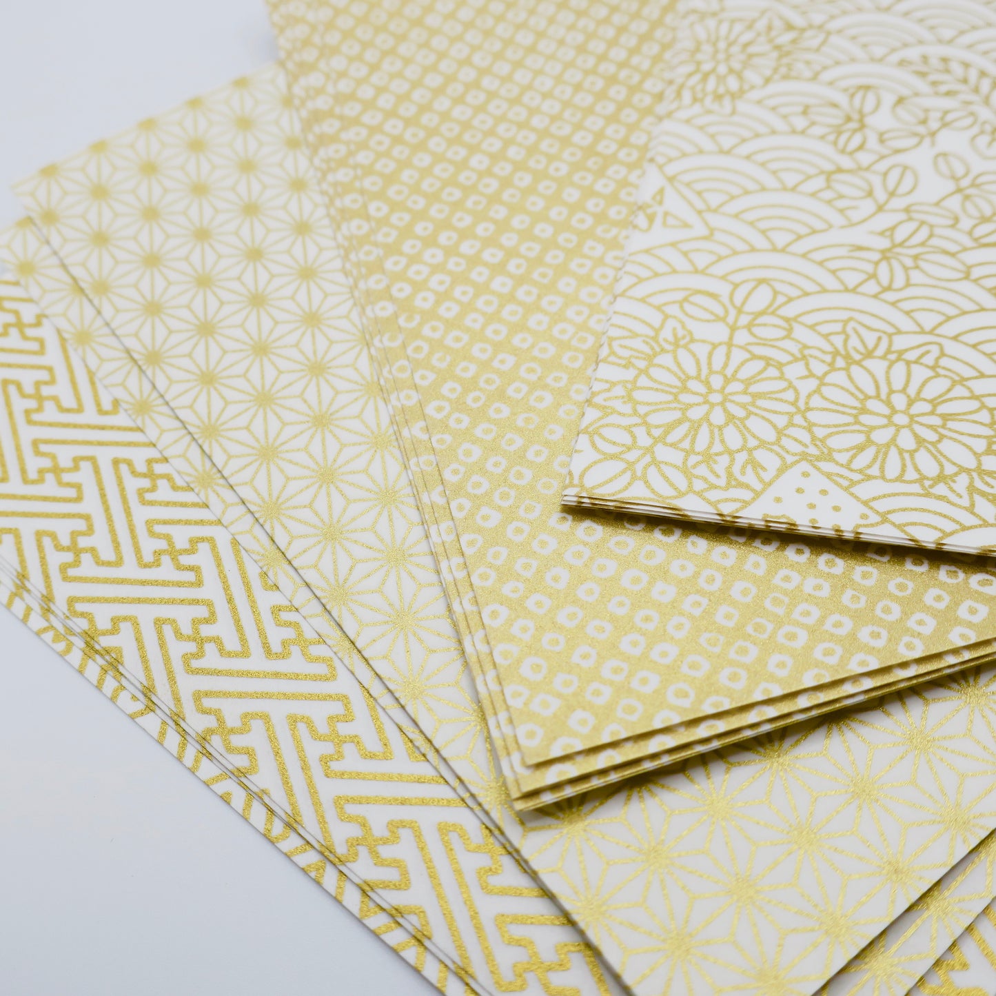 50 Sheets White & Gold Themed Colours Yuzen Washi Origami Paper Patterns 14x14cm