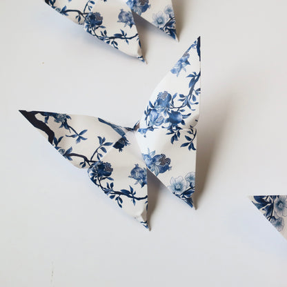 Pack of 5 Origami Butterflies - Blue and white