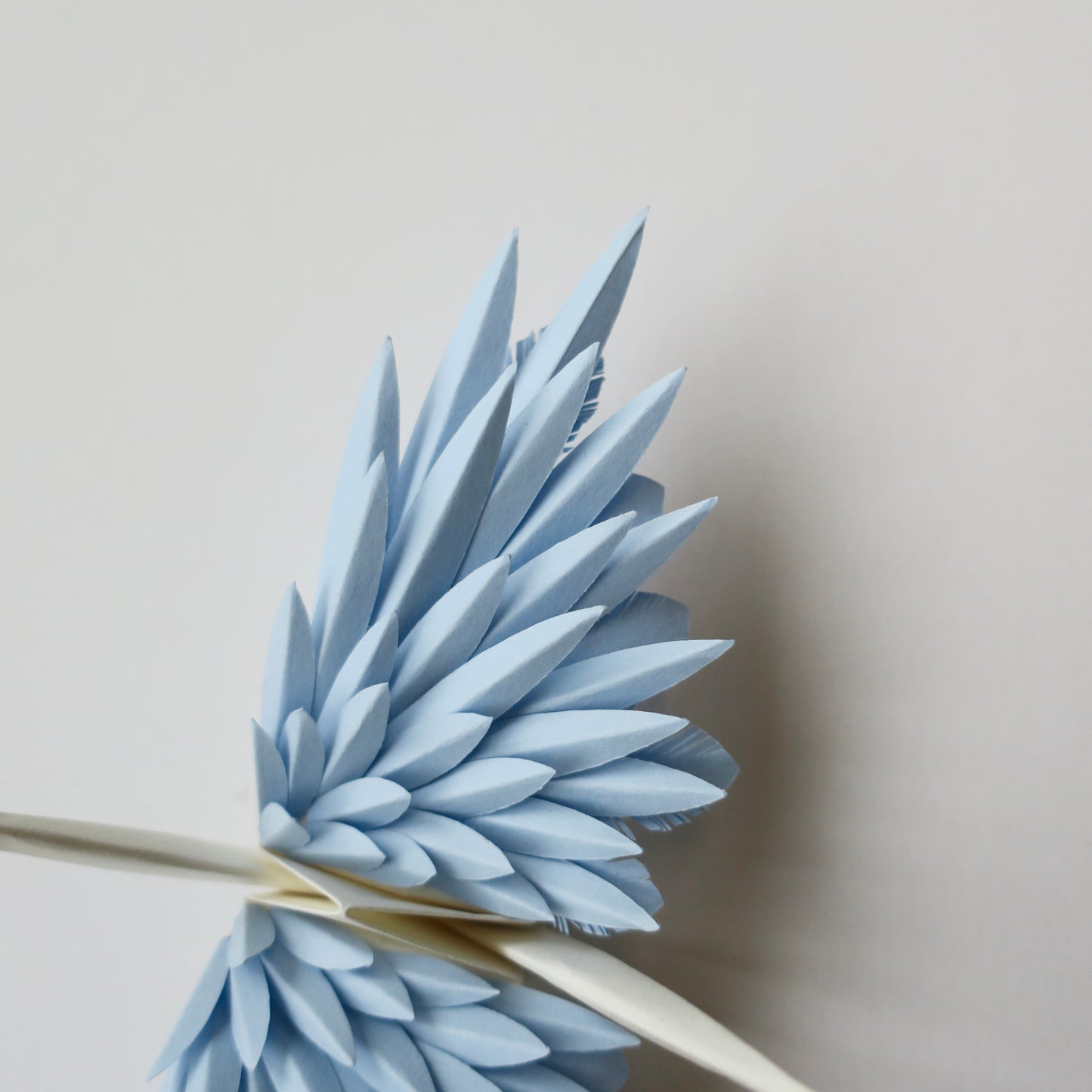 Paper Feathered Crane - Baby blue