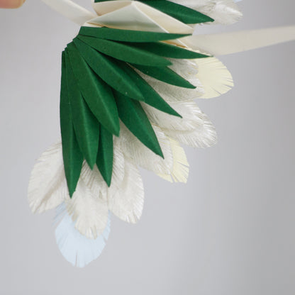 Grulla emplumada de origami - Oro oculto