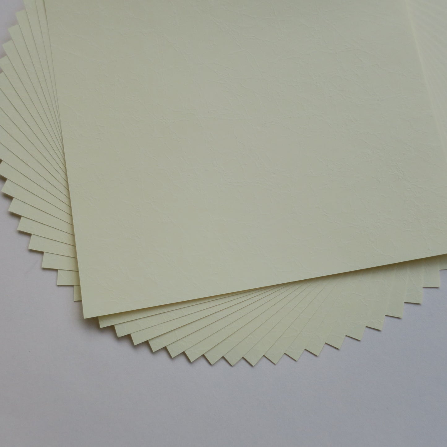 Leathac Rouketsu Paper Pack - Light creme
