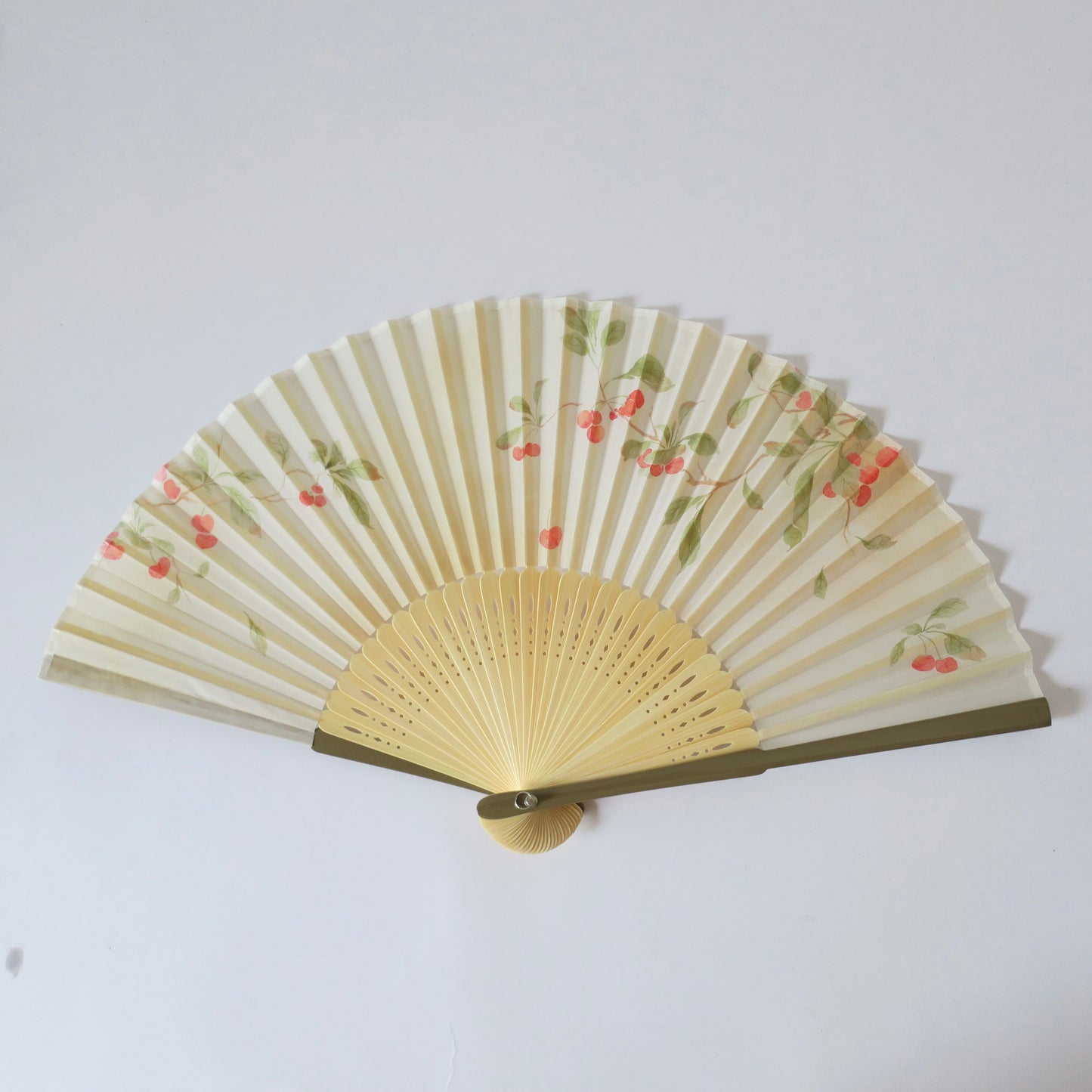 New Folding Fan - Red berries
