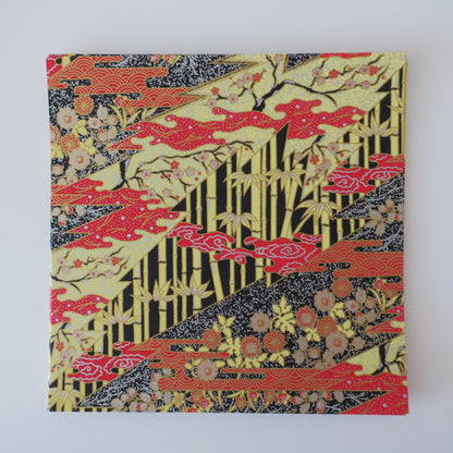 Paquet de 20 feuilles de papier origami Yuzen Washi 14x14 cm HZ-051 - Damier doré (S)