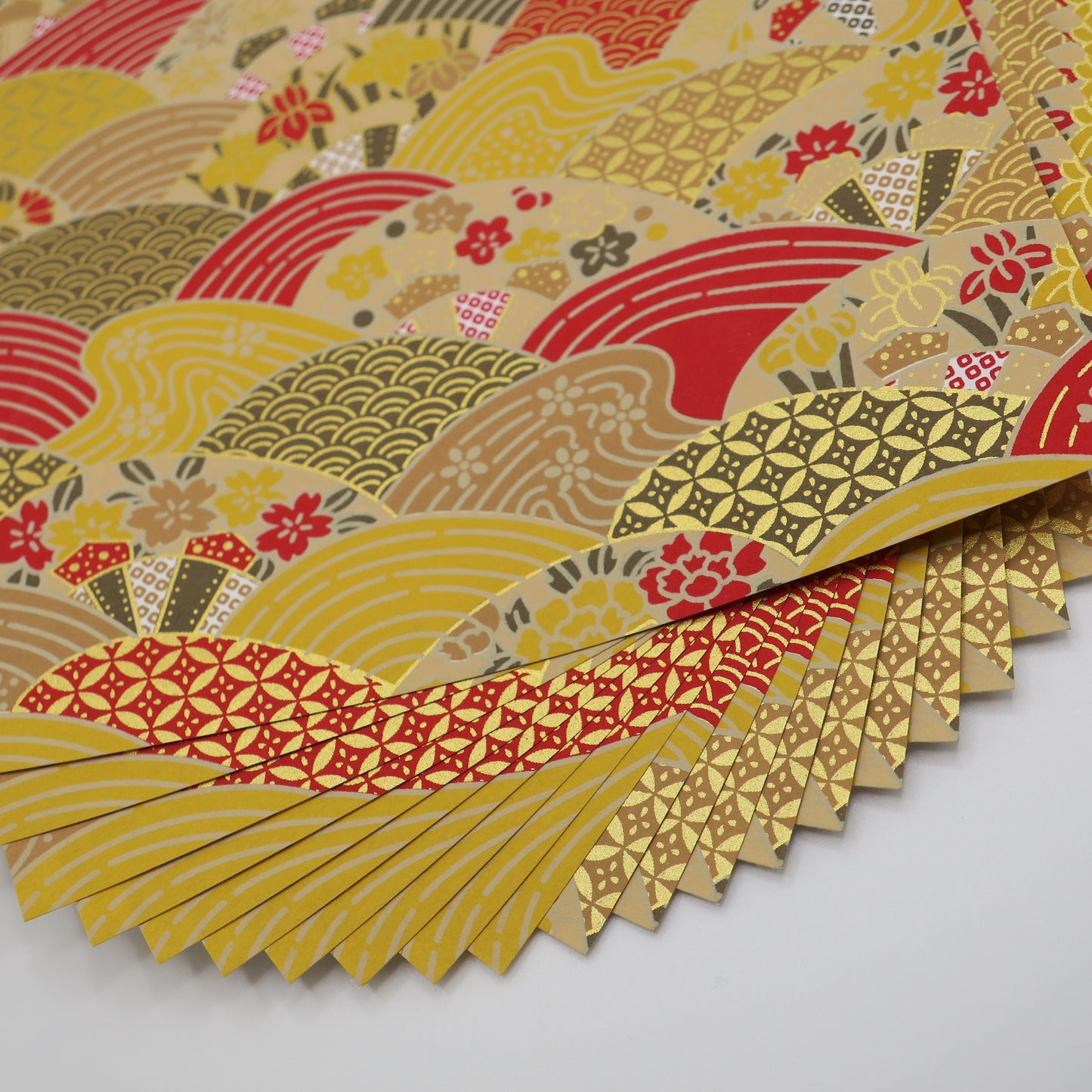 Pack of 20 Sheets 14x14cm Yuzen Washi Origami Paper HZ-538 - Waves at Sunset