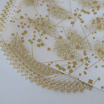 Paquete de 20 hojas de papel Yuzen Washi Origami de 14x14 cm HZ-051 - Tablero de ajedrez dorado (S)