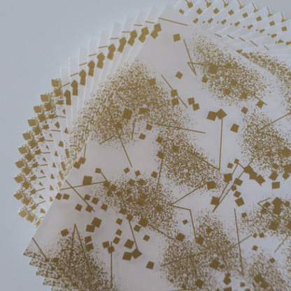Paquete de 20 hojas de papel Yuzen Washi Origami de 14x14 cm HZ-051 - Tablero de ajedrez dorado (S)
