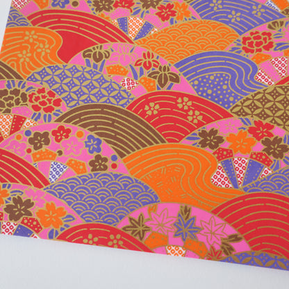 Paquet de 20 feuilles de papier origami Yuzen Washi 14x14 cm HZ-051 - Damier doré (S)