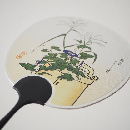 Tarjeta de felicitación pequeña de abanico Uchiwa -Flores en jarrón