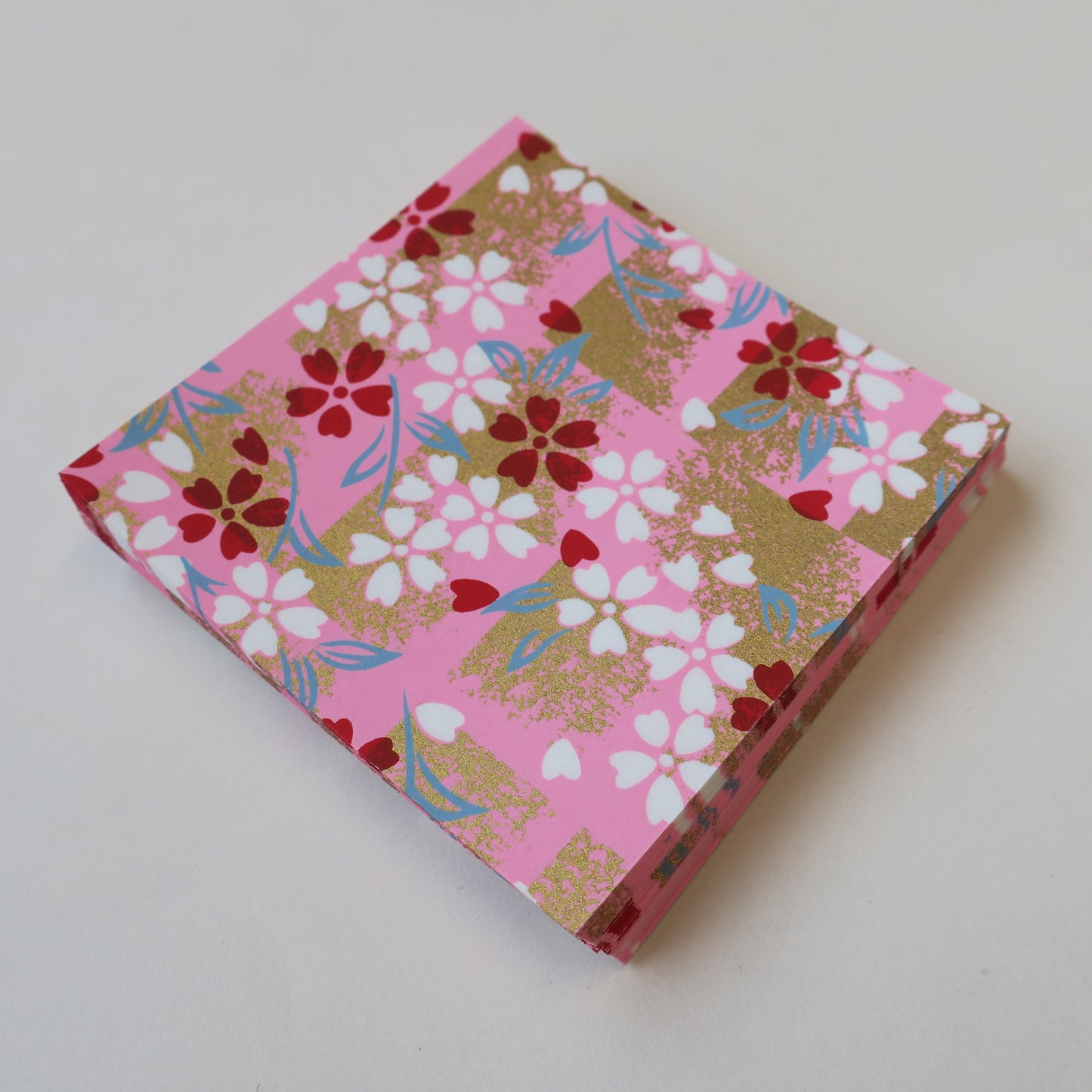 Paquet de 100 feuilles de papier origami Yuzen Washi 7x7 cm HZ-267 - Nuance rose fleur de cerisier