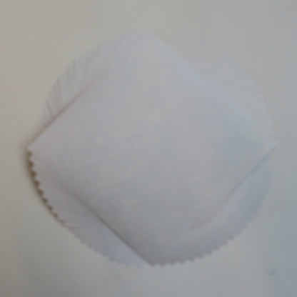 Paquet de 20 feuilles 14x14 cm Papier Origami Yuzen Washi HZ-049 - Panier de fleurs rouge crème