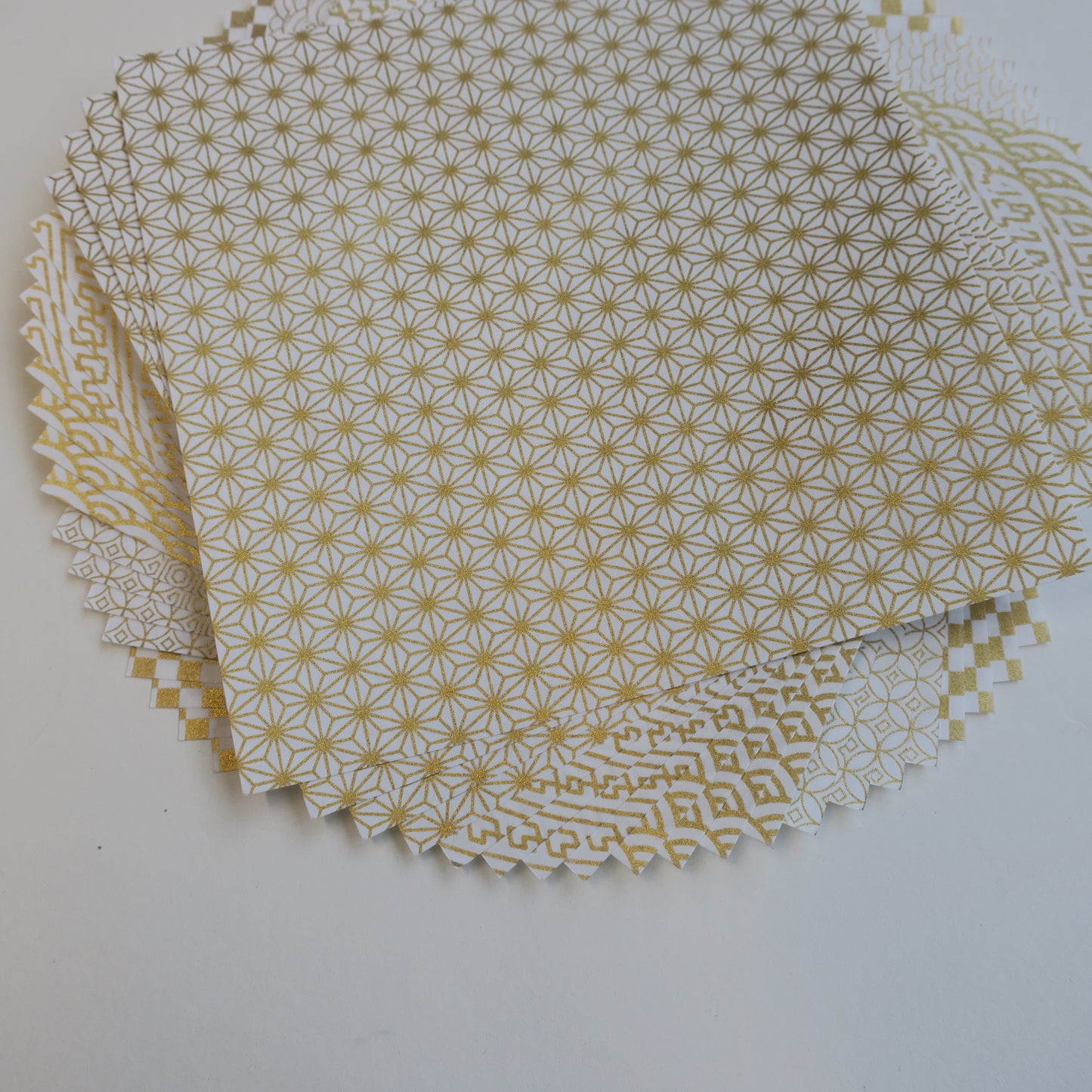 20 Sheets White&Gold Themed Colours Yuzen Washi Origami Paper 14x14cm