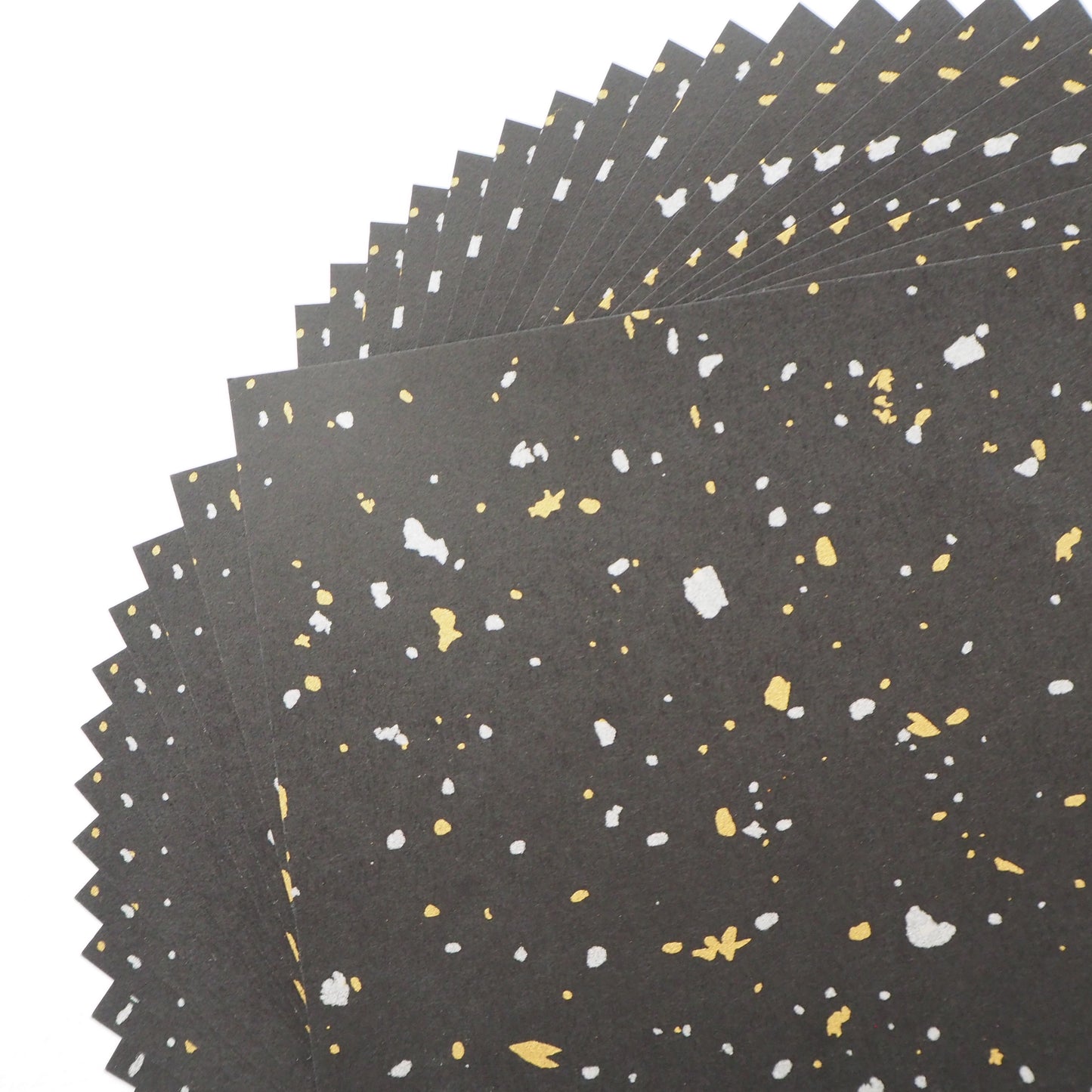 Paquete de 20 hojas de papel Yuzen Washi Origami de 14x14 cm HZ-487 - Motas doradas, plateadas y negras