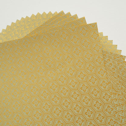 Paquet de 20 feuilles 14x14 cm Papier Origami Yuzen Washi HZ-350 - Fleur de diamant écaille de tortue or vert cendré