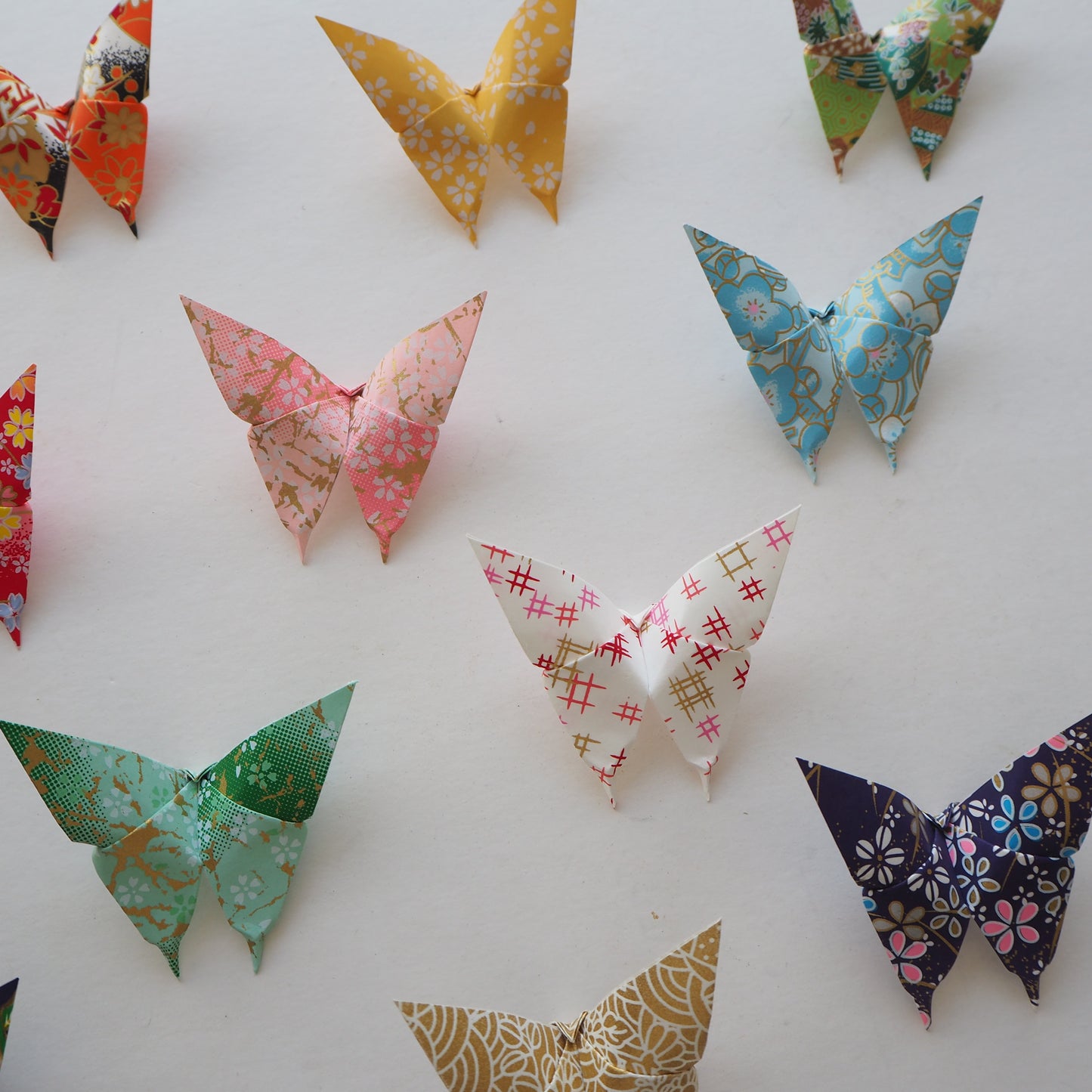 Pack of 10 - Yuzen Washi Origami Paper Butterflies - Medium