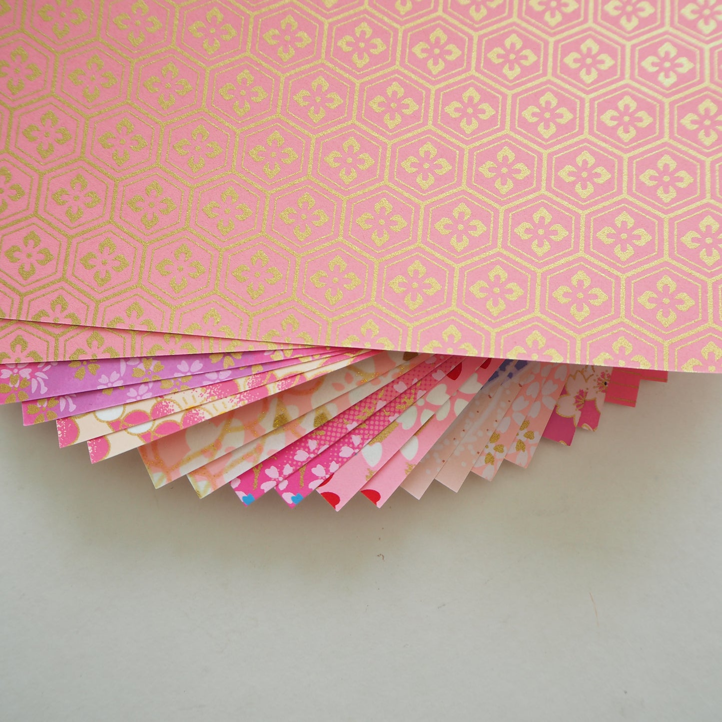 20 Sheets Pink Themed Colours Washi Origami Paper Mixed Pack 14x14cm