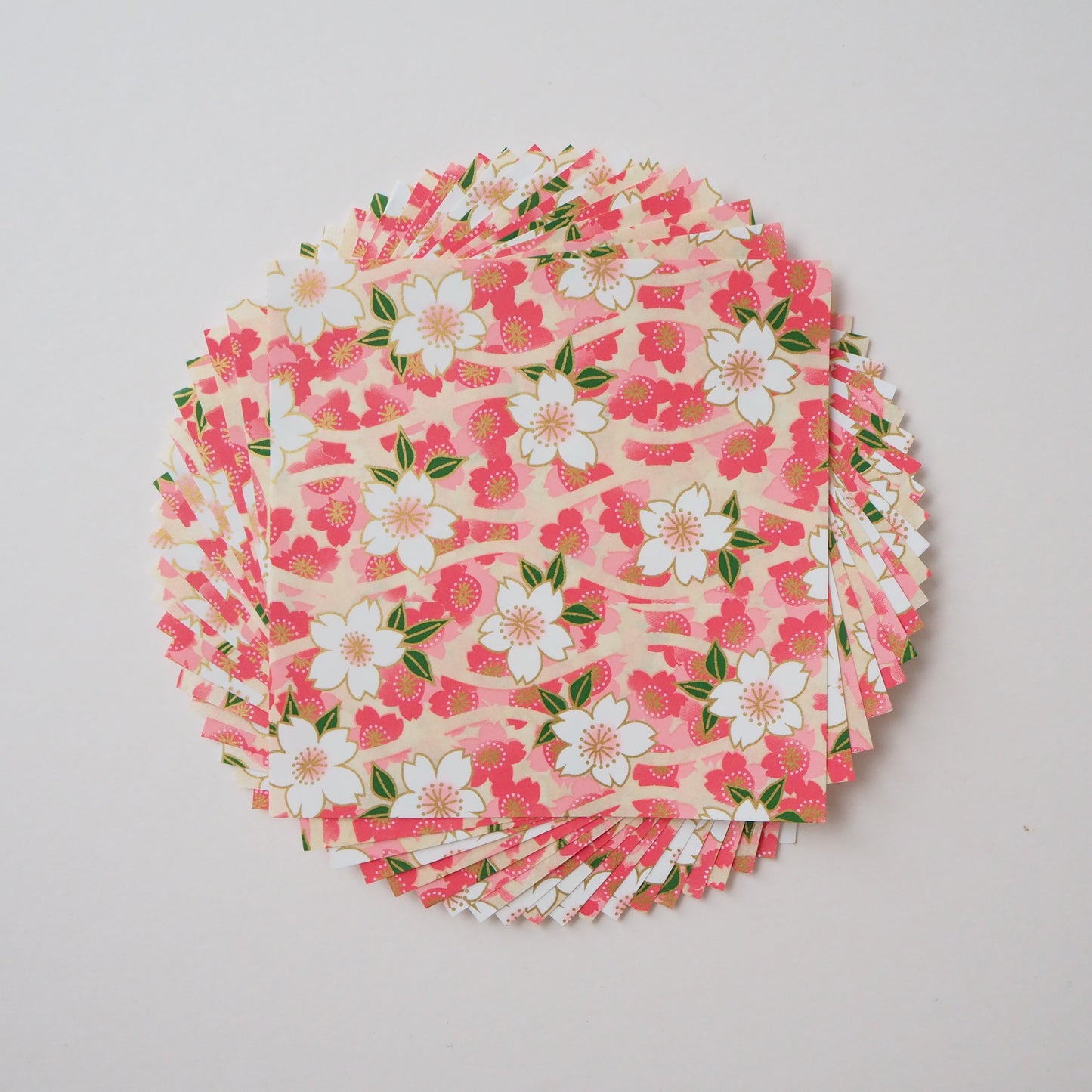 Paquete de 20 hojas de papel para origami Yuzen Washi de 14x14 cm HZ-412 - Rosa flor de cerezo grande