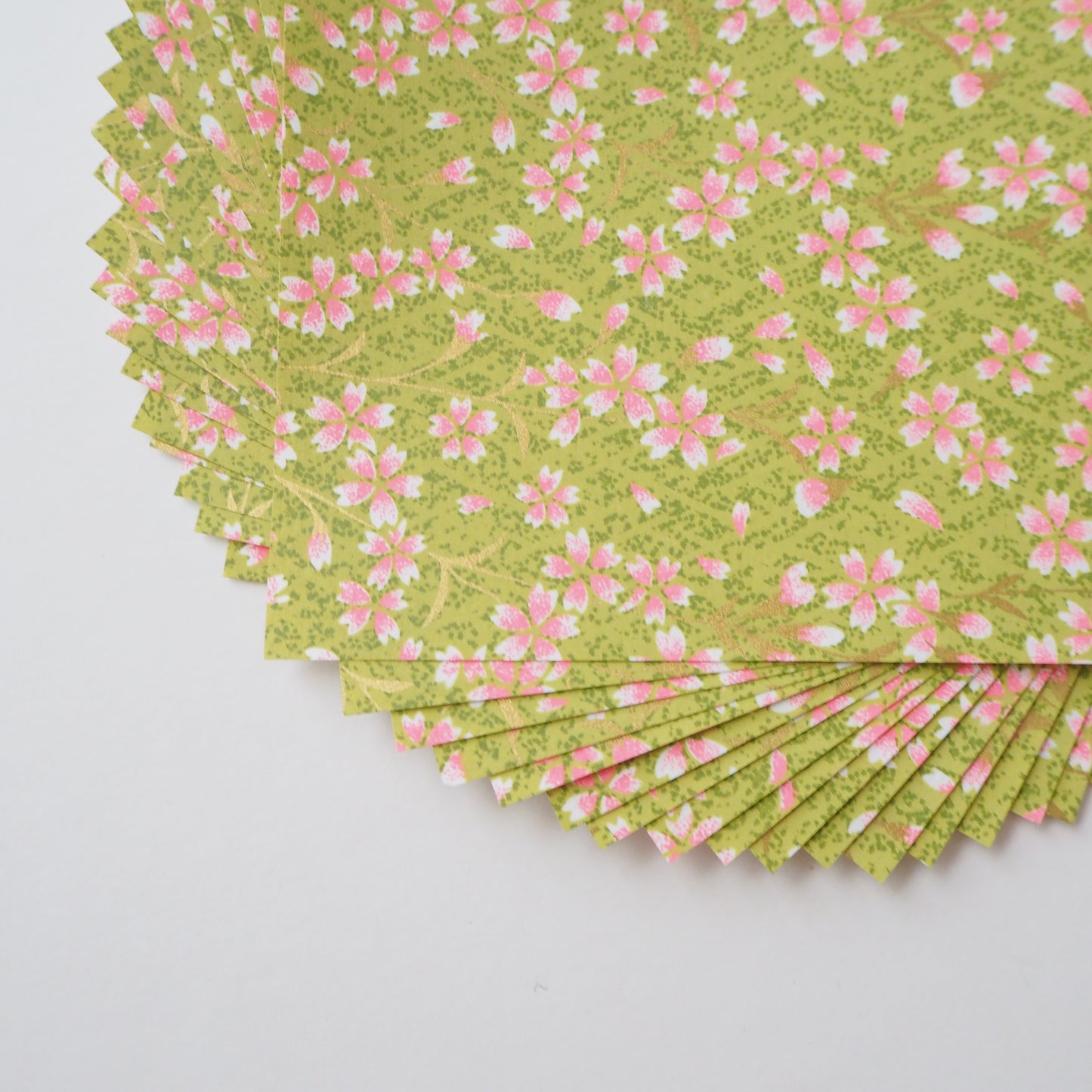 Pack of 20 Sheets 14x14cm Yuzen Washi Origami Paper HZ-379 - Pink Cherry Blossom Matcha