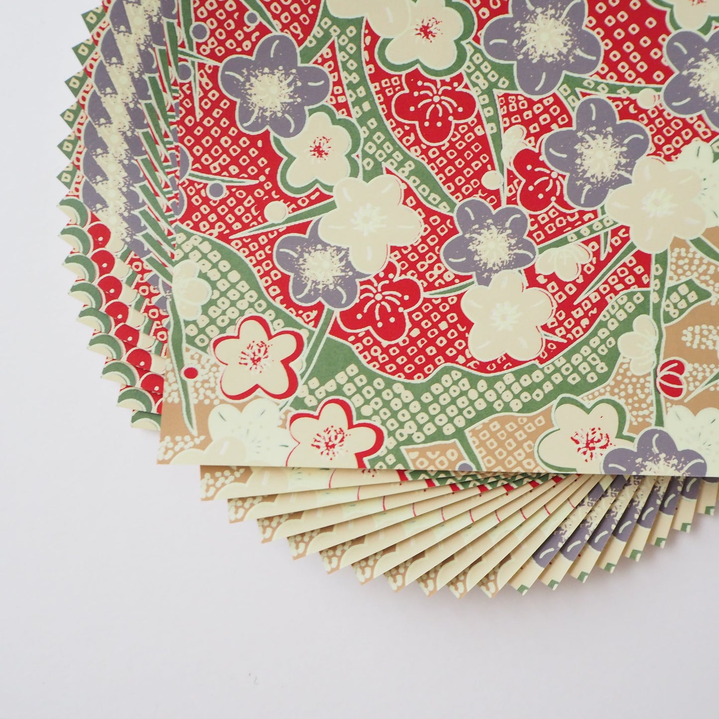 Pack of 20 Sheets 14x14cm Yuzen Washi Origami Paper HZ-386 - Big Cherry Blossom & Deer's Spots