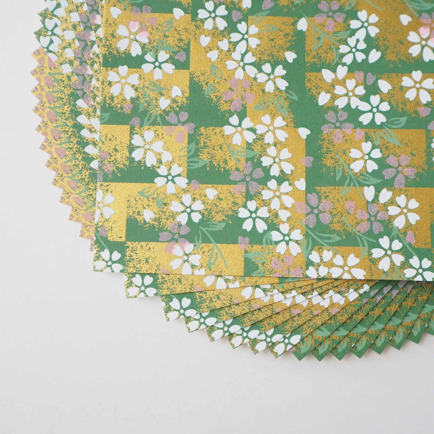 Paquete de 20 hojas de papel Yuzen Washi Origami de 14x14 cm HZ-470 - Tono verde flor de cerezo