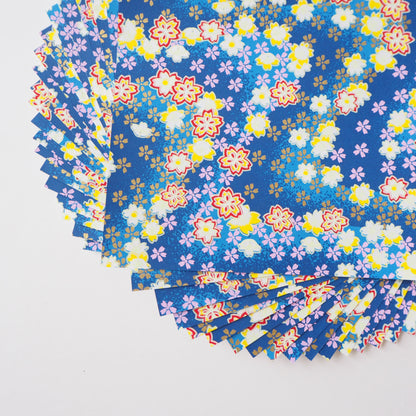 Paquet de 20 feuilles de papier origami Yuzen Washi 14x14 cm HZ-329 - Bleu fleur de cerisier