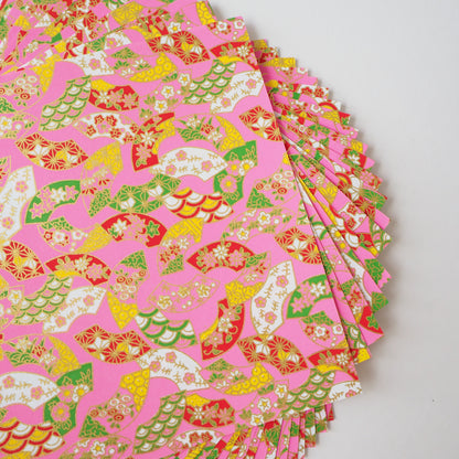 Paquet de 20 feuilles 14x14 cm papier origami Yuzen Washi HZ-364 - Éventails floraux rose