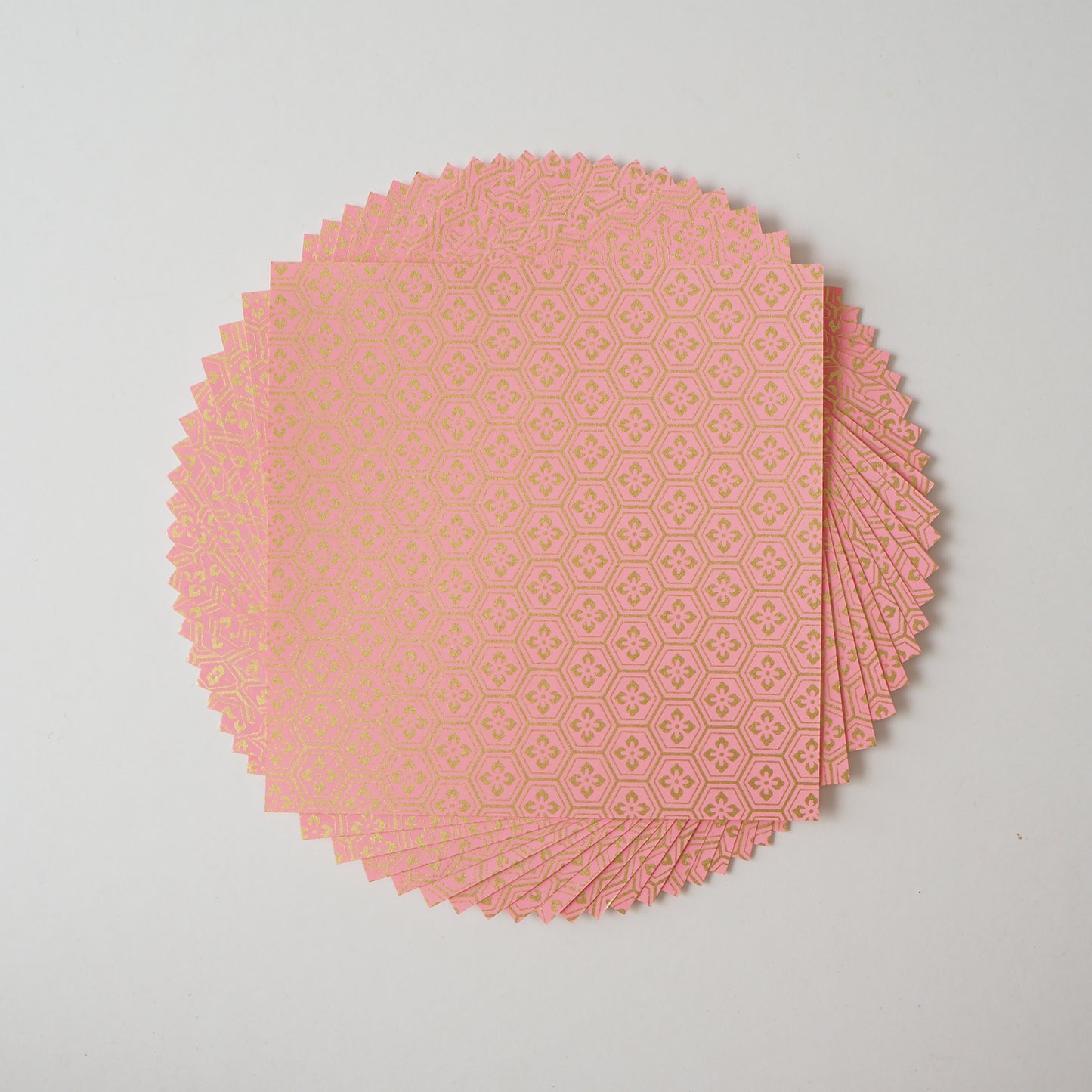 Paquete de 20 hojas de papel para origami Yuzen Washi de 14x14 cm HZ-343 - Flor de diamante de carey de oro rosa