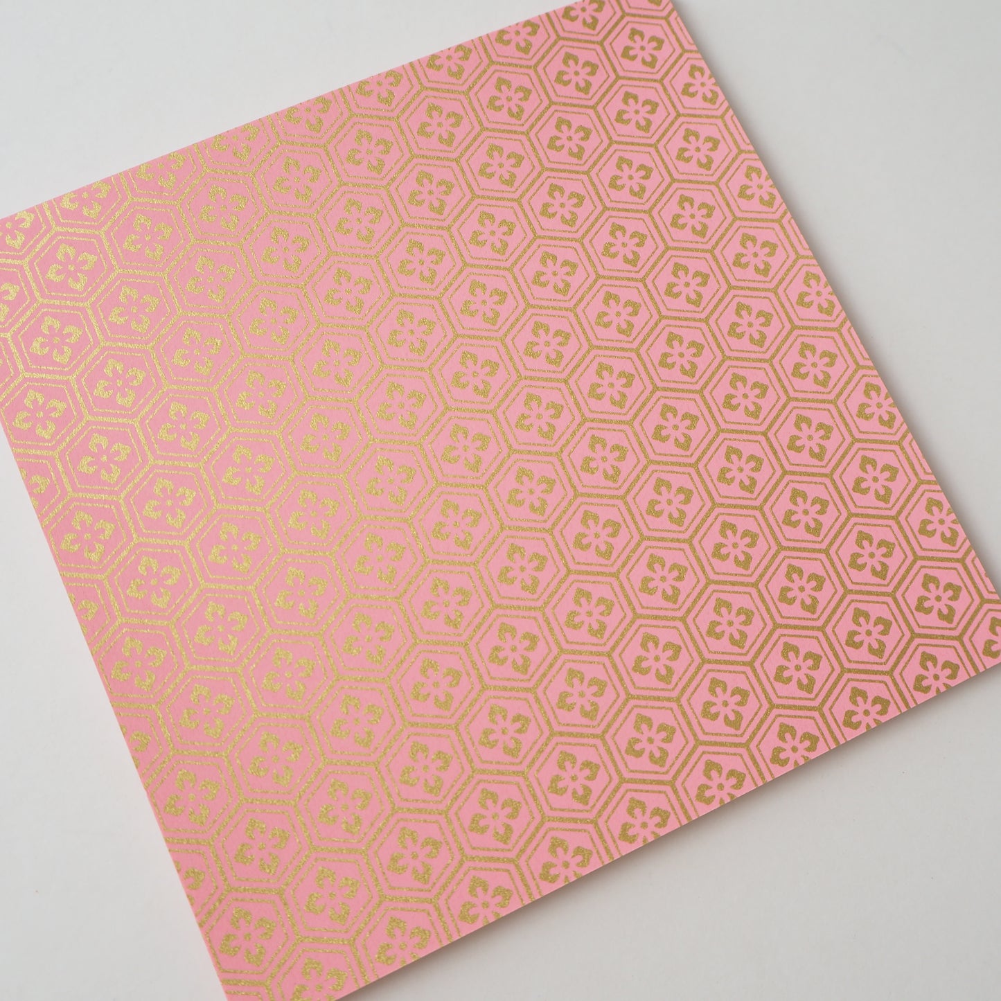 Pack of 20 Sheets 14x14cm Yuzen Washi Origami Paper HZ-343 - Pink Gold Tortoiseshell Diamond Flower