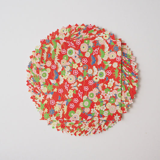 Paquete de 20 hojas de papel Yuzen Washi Origami HZ-268 de 14x14 cm - Desfile Rojo