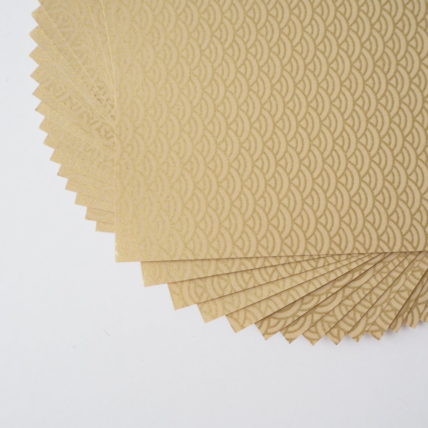 Pack of 20 Sheets 14x14cm Yuzen Washi Origami Paper HZ-287 - Gold Sea Waves