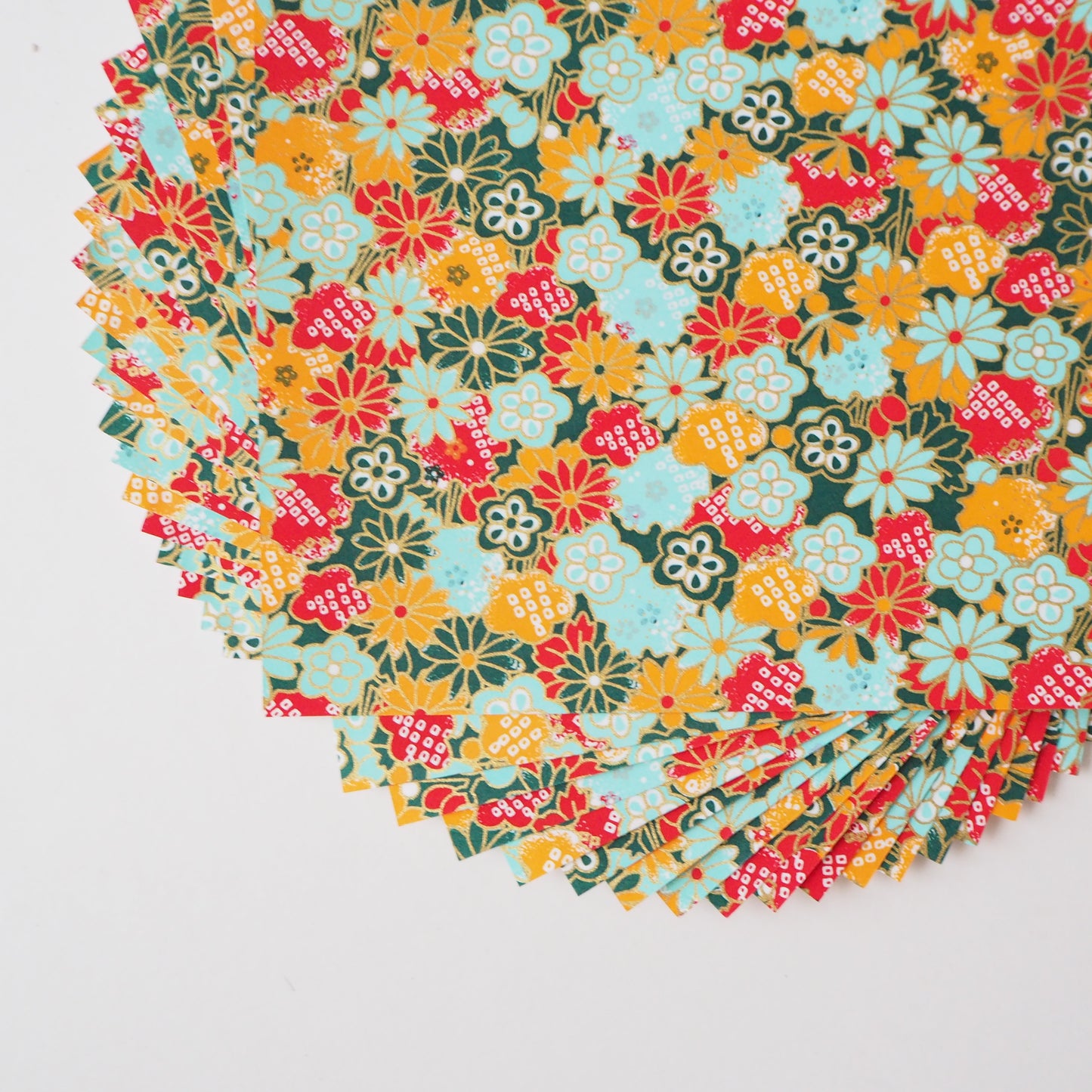 Pack of 20 Sheets 14x14cm Yuzen Washi Origami Paper HZ-309 - Flowery Chrysanthemums Green