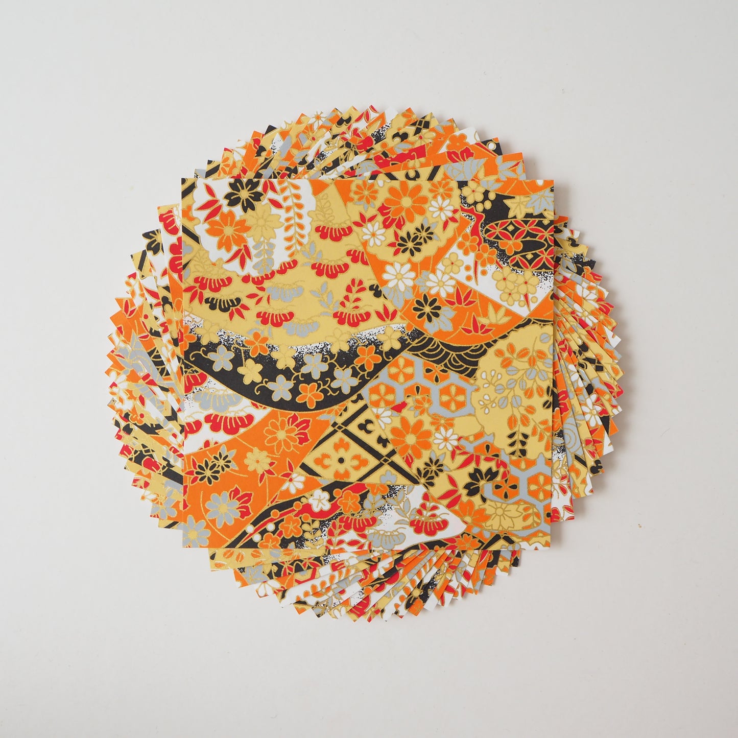 Paquet de 20 feuilles de papier origami Yuzen Washi 14x14 cm HZ-228 - Orange magnifique