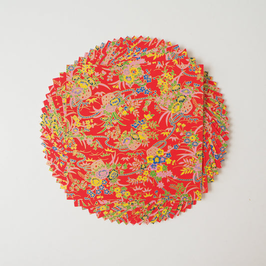Paquete de 20 hojas de papel para origami Yuzen Washi de 14x14 cm HZ-254 - Ramo de flores rojo