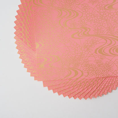 Paquet de 20 feuilles 14x14 cm Papier Origami Yuzen Washi HZ-085 - Jardin d'eau qui coule rose